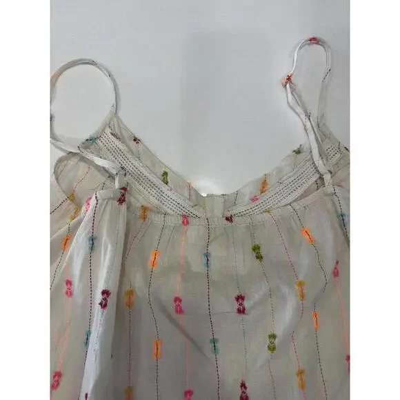 Lovestitch Women's Sleeveless Button-Front Top with Tassel Tie - Picture 5 of 5